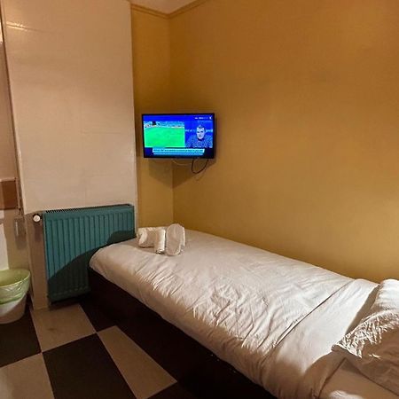 Central Accommodation Budget By Hr Βουκουρέστι Εξωτερικό φωτογραφία