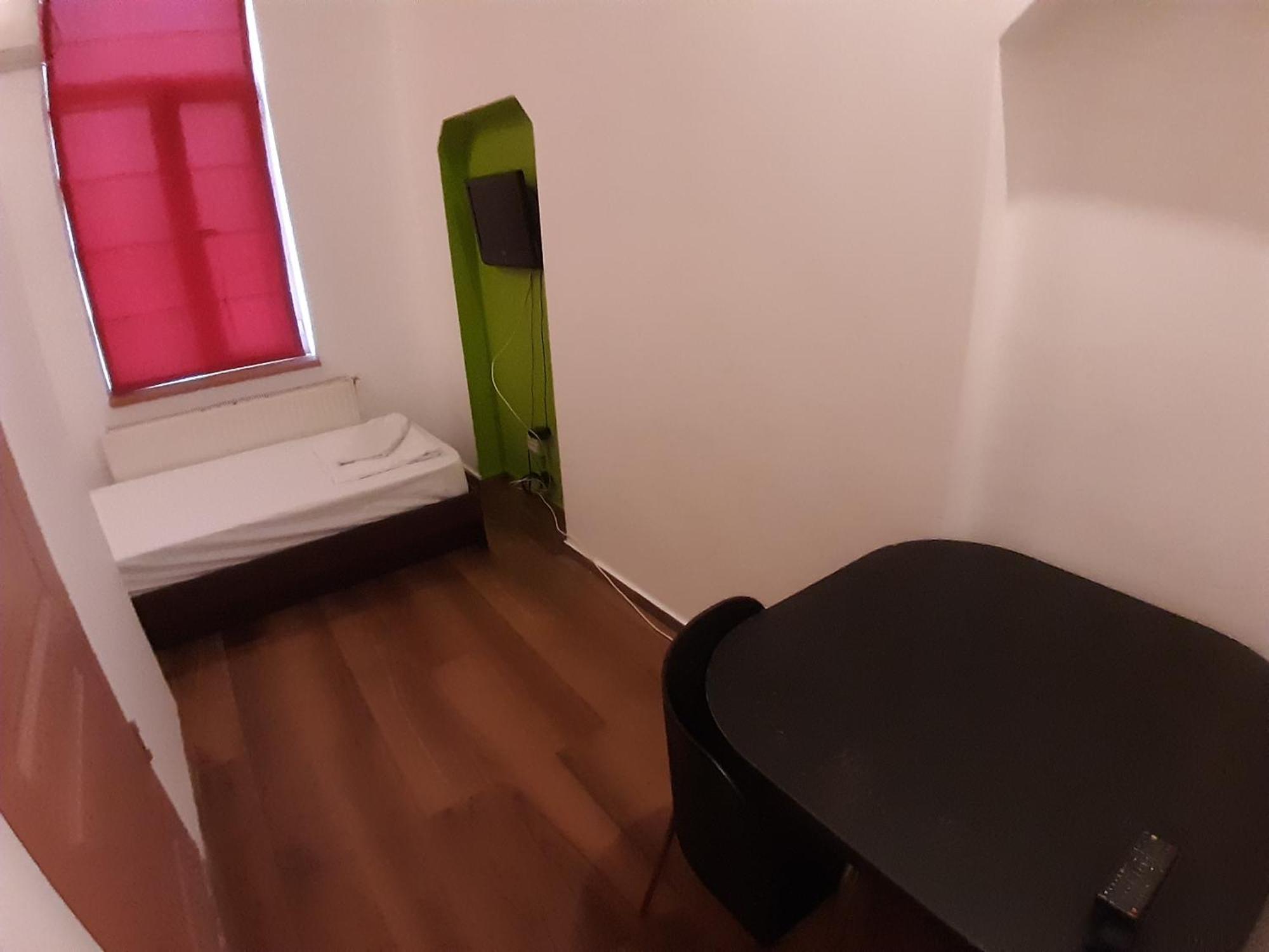 Central Accommodation Budget By Hr Βουκουρέστι Εξωτερικό φωτογραφία