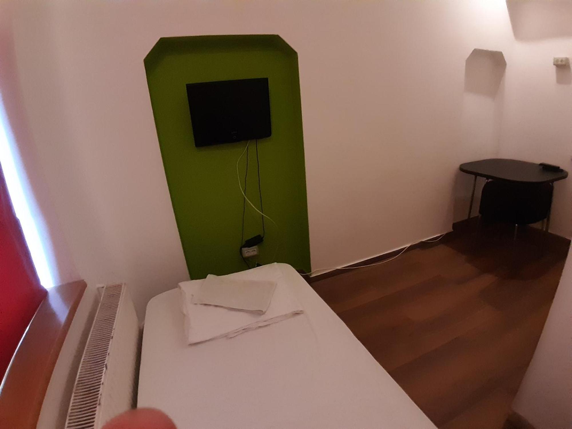 Central Accommodation Budget By Hr Βουκουρέστι Εξωτερικό φωτογραφία